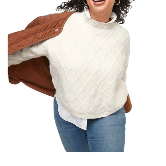 Old Navy Mock Neck Diamond Stitch Cable Knit Sweater Cream NWT Size Medium - Picture 1 of 10